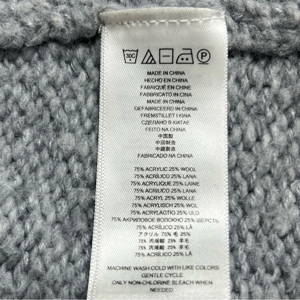 Michael Kors Oversized Heather Grey Poncho Sweater-S/M Acrylic/Wool blend. - Picture 4 of 5